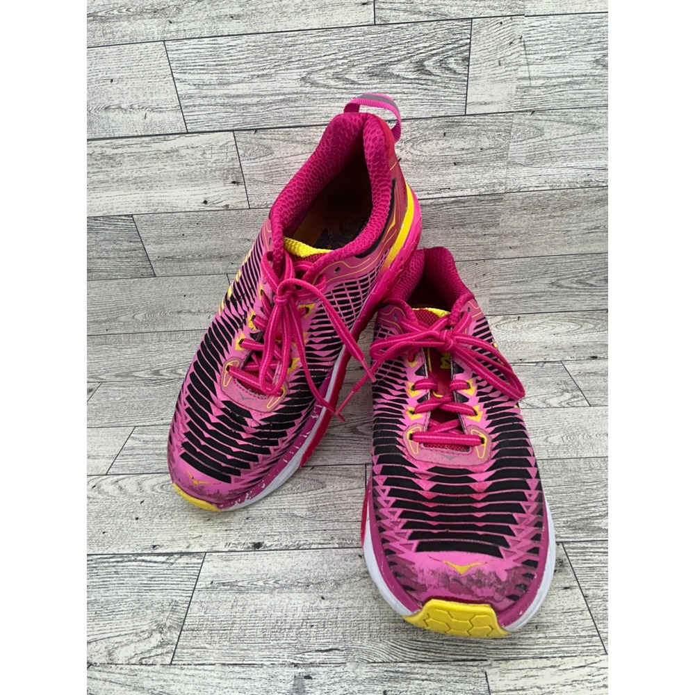 Hoka One One Arahi Pink Running Shoes‎ Women's US 6.5 Sneakers Athletic